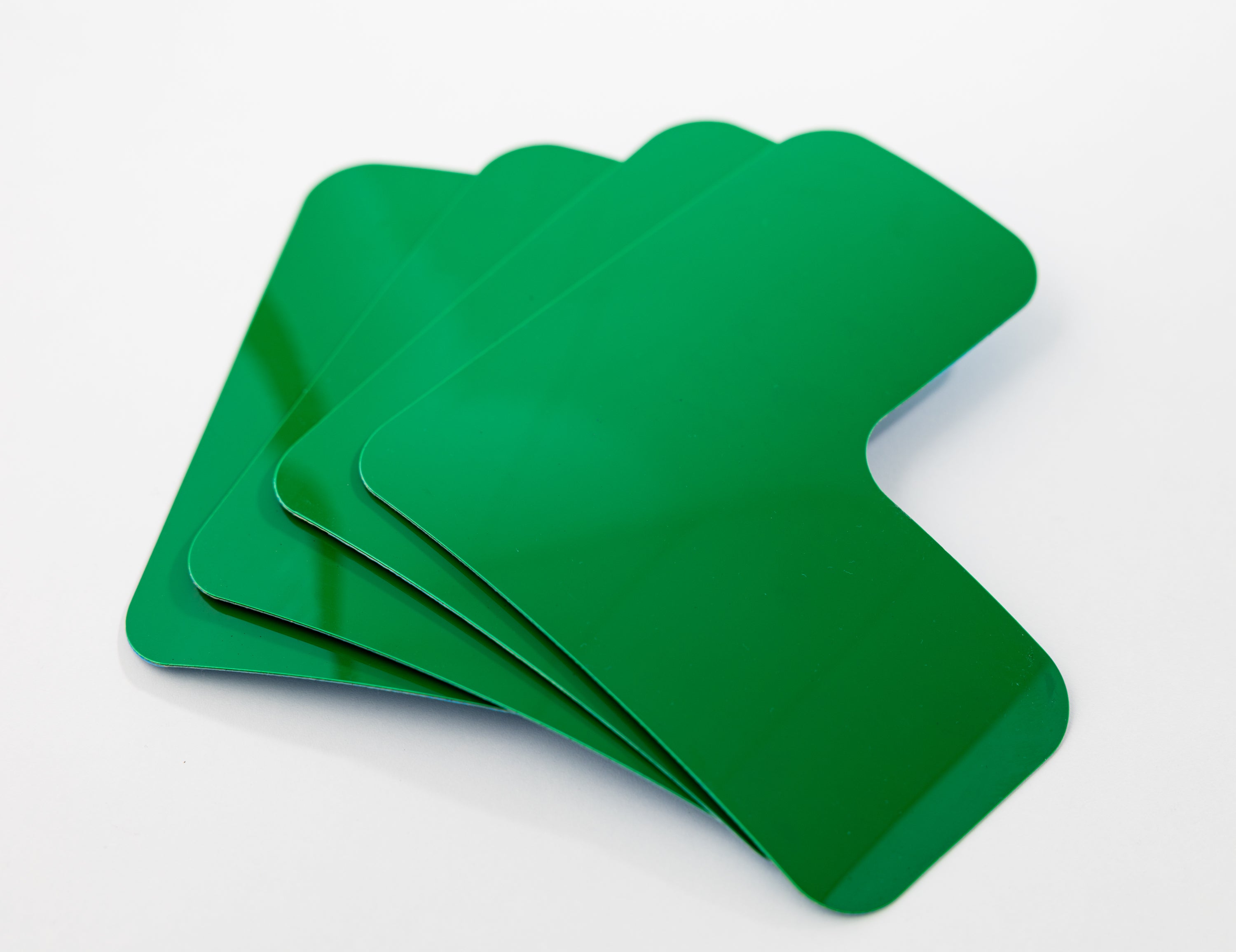 Lean Tape DS Xtreme 90 Degree Angle green markers offer a durable solution for floor and area marking in demanding environments. Their design with rounded corners ensures a professional finish and reduces edge wear, making them ideal for high-traffic areas. The vibrant red color provides excellent visibility for clear identification of boundaries, zones, or safety areas, supporting Lean, 5S, and safety standards in factories, warehouses, and production floors. Each pack 